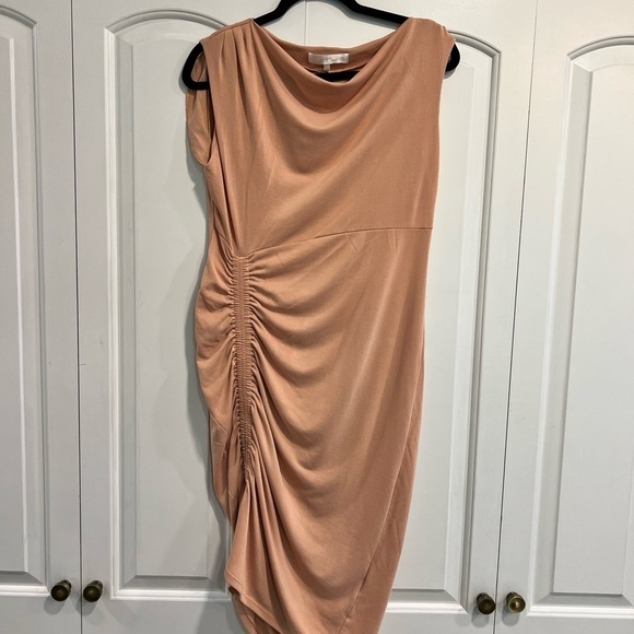GOTTEX peach long asymmetrical figure hugging long dress - Picture 2 of 12
